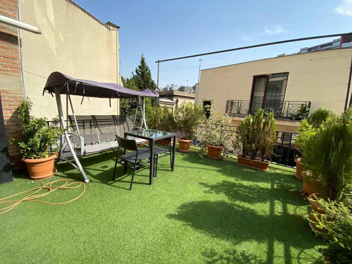 Brand New Apartment With Terrace Tbilisi Eksteriør bilde