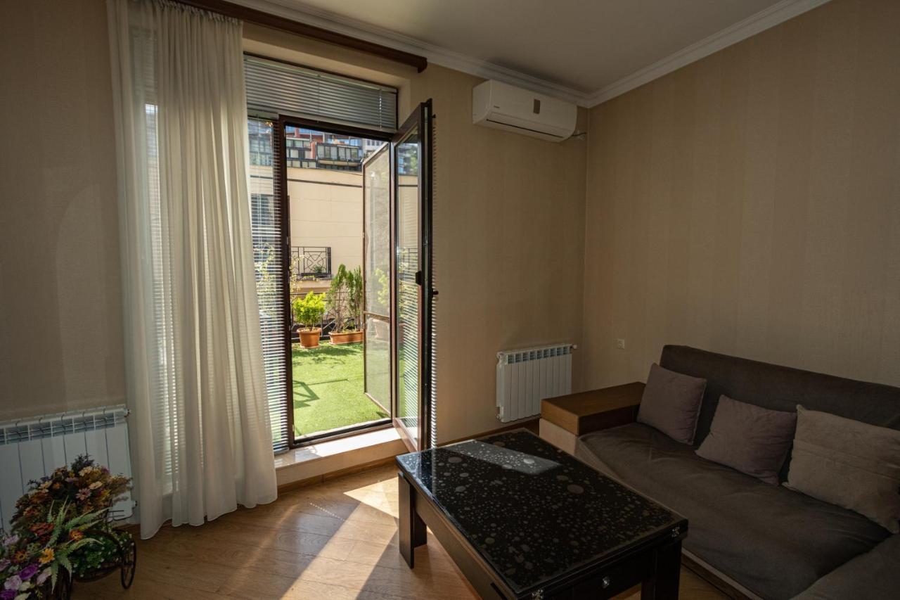 Brand New Apartment With Terrace Tbilisi Eksteriør bilde