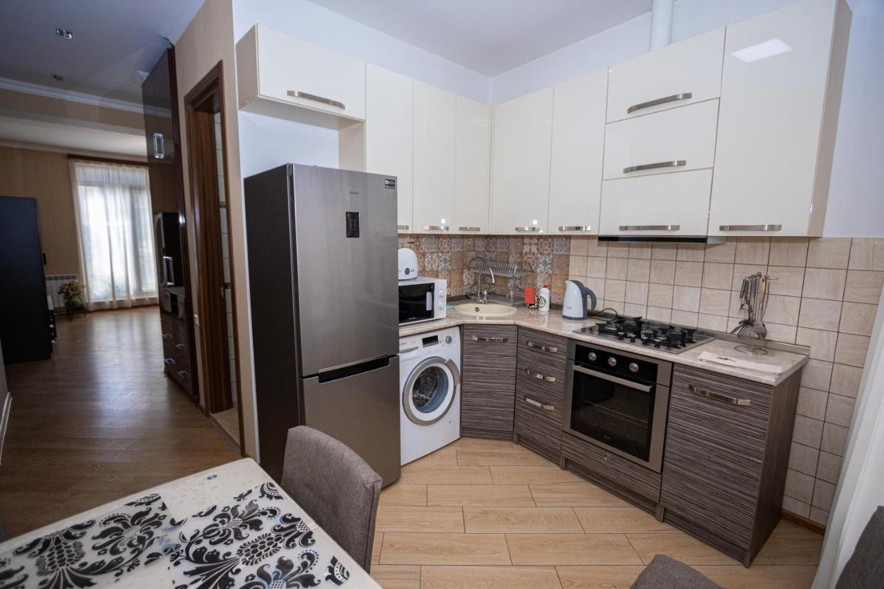Brand New Apartment With Terrace Tbilisi Eksteriør bilde